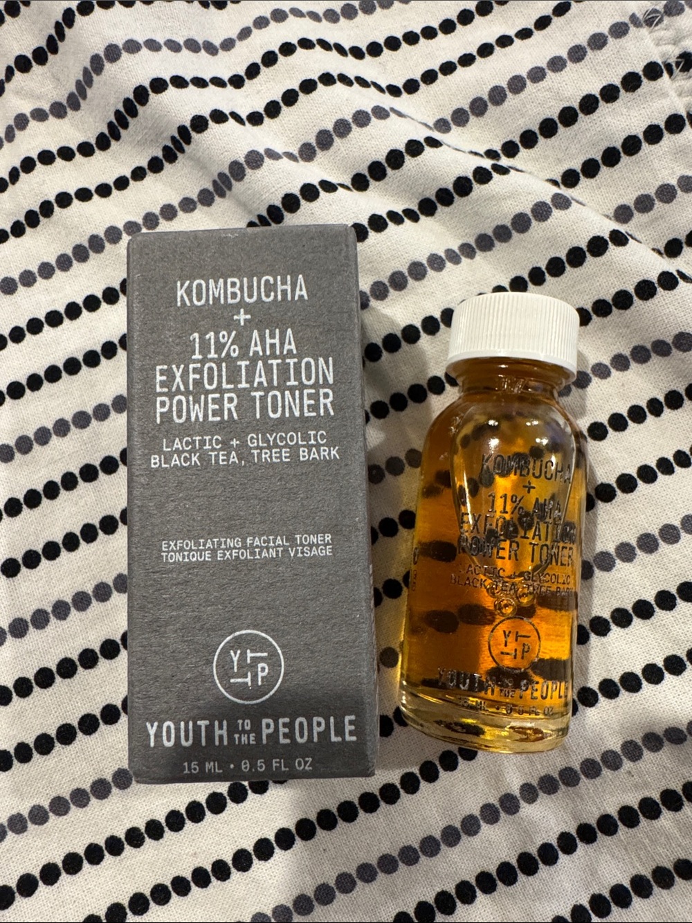 Youth To The People Kombucha 11% AHA Exfoliation Power Toner - Amber